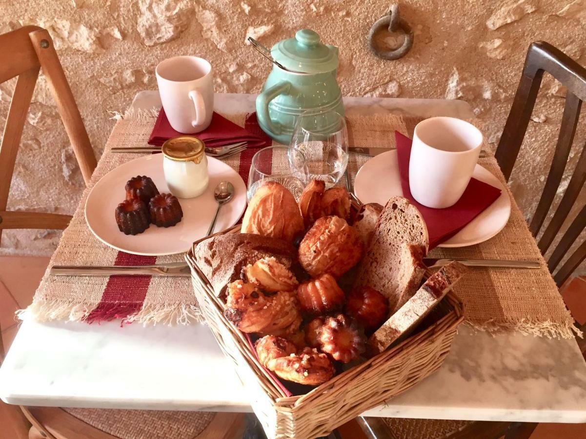 La Carreterie - Les Gites Pineuilh Exteriör bild