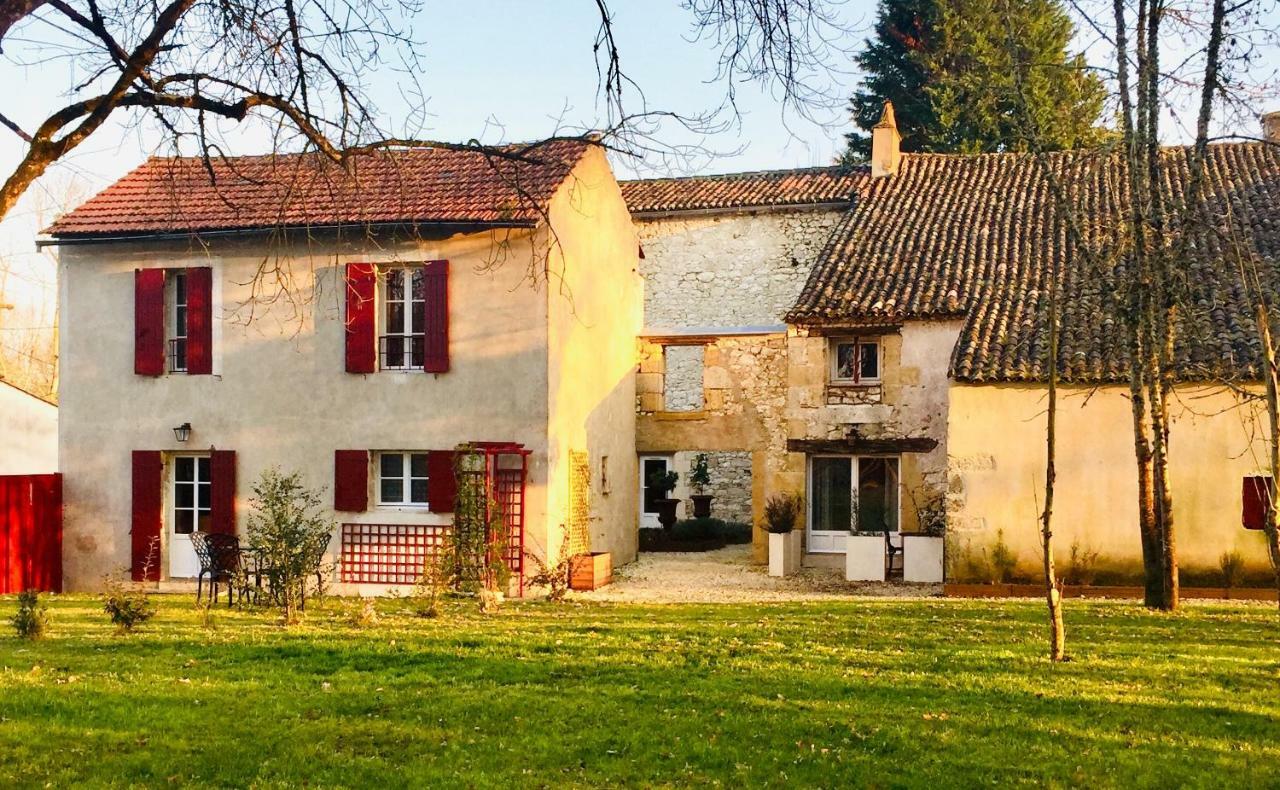 La Carreterie - Les Gites Pineuilh Exteriör bild